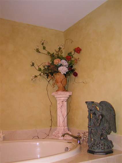 Romantic rose urn with ivy